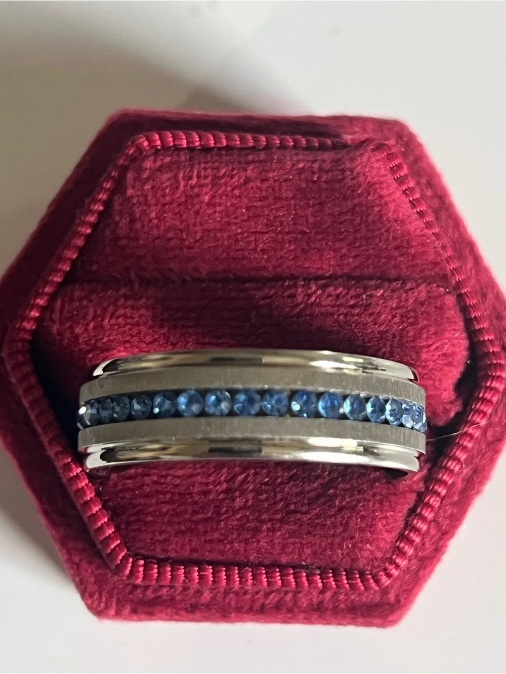 Luxury Collection Titanium Steel Polished Design CZ Inlay 8mm Band Size 14 NWT